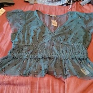 American Eagle shirt